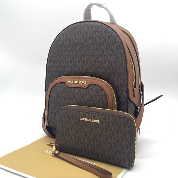 Michael Kors Medium Jaycee Zip Packet Backpack & Phone Case Wallet Wristlet - Picture 2 of 12